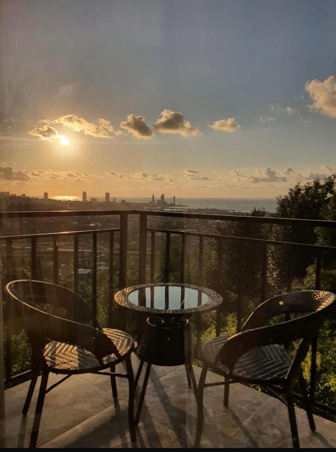 Gt House Batumi Hotel Kültér fotó